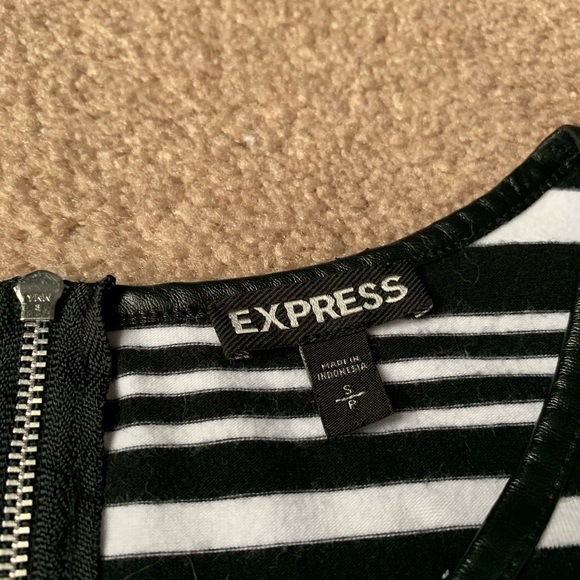 Express Striped Tee - S - Picture 2 of 2